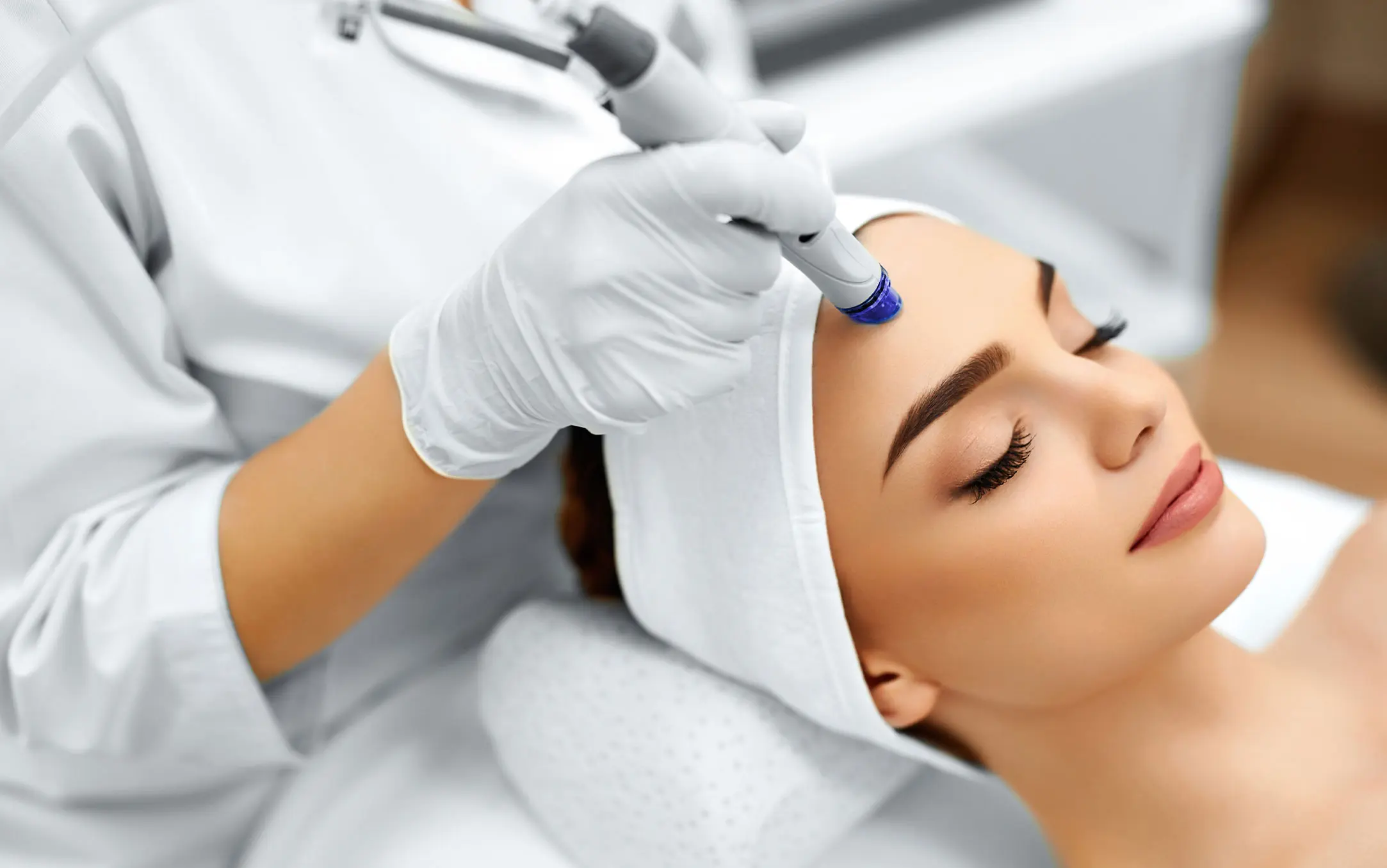 What Is Collagen Lift Therapy and How Can It Help Ageing, Loose Skin Huddersfield?